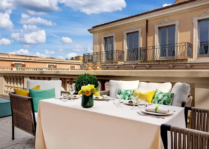 Singer Palace Hotel